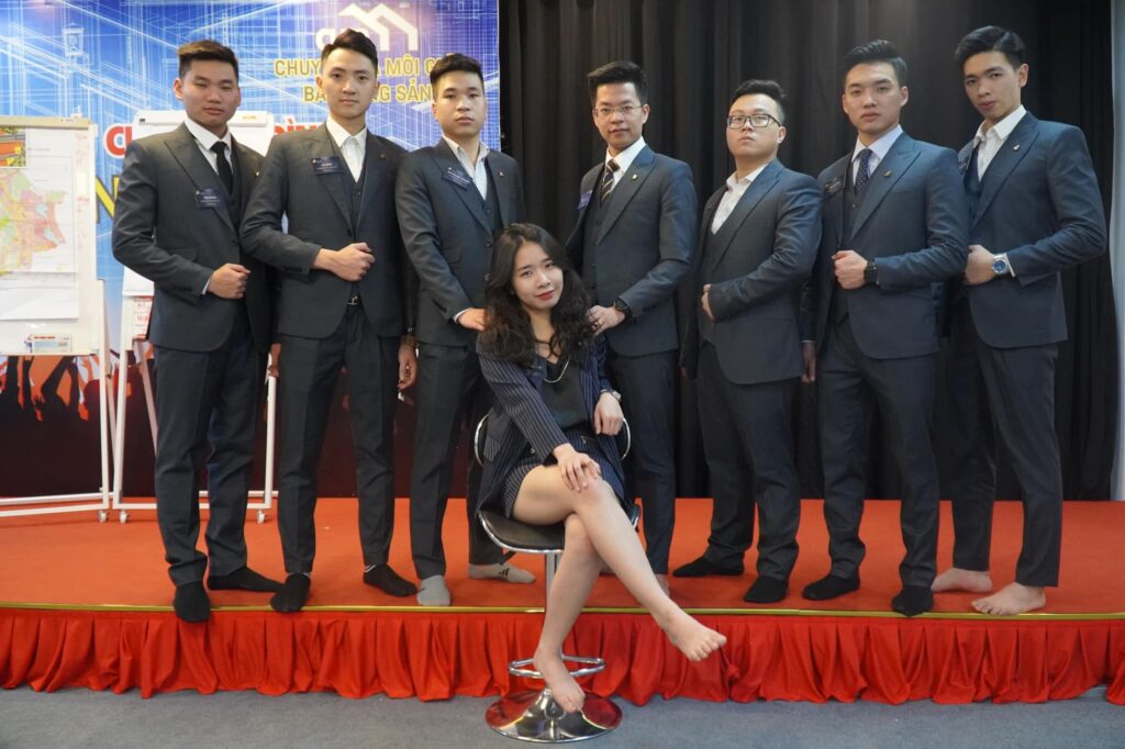 Hồng Thủy – Người Phụ Nữ Truyền Cảm Hứng Trên Hành Trình Thành Công, Hạnh Phúc Và Giàu Có